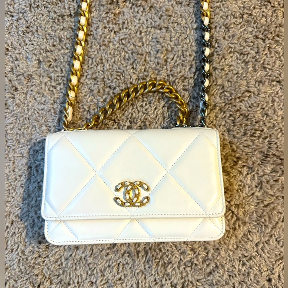 Chanel Mini Classic Handbag with top handle - Picture 1 of 5
